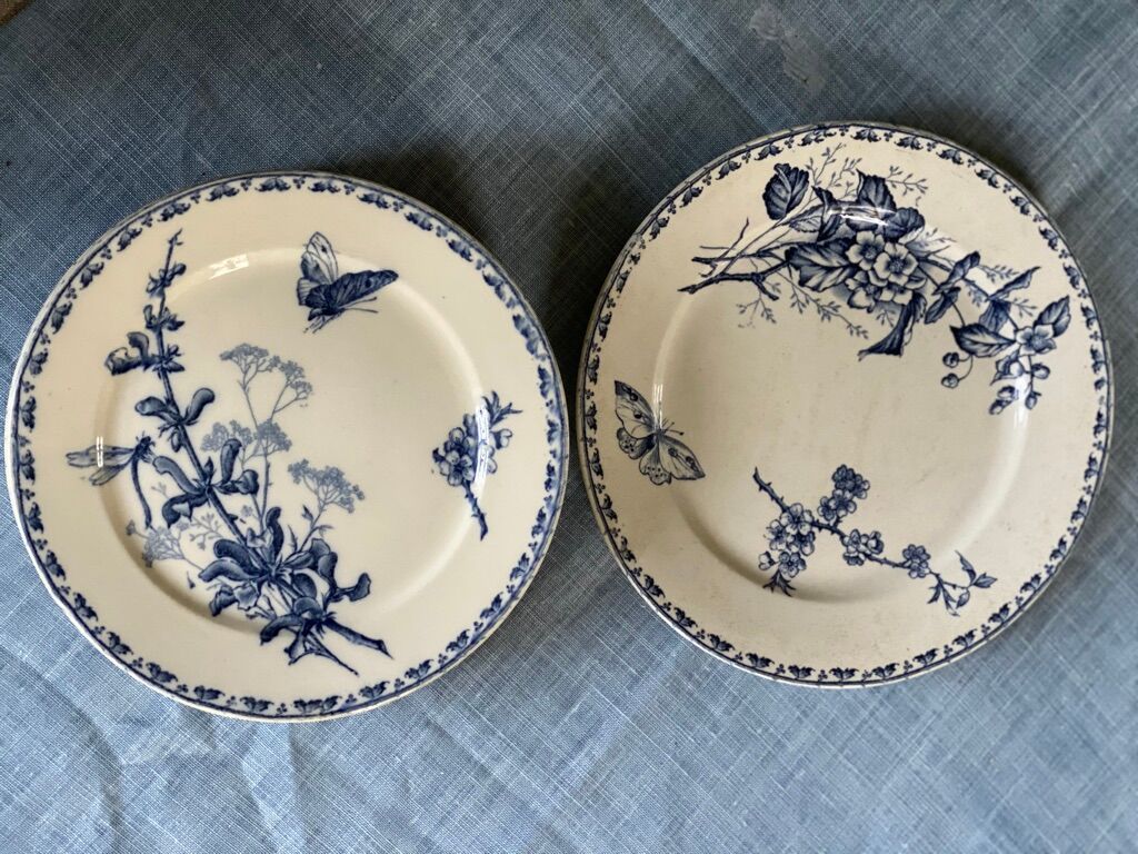 Lot of 7 plates, motiv flower and butterfly