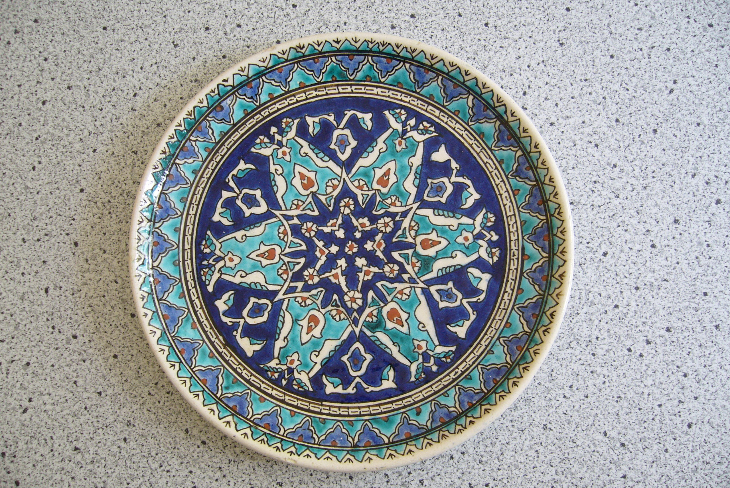 Oriental plate blue and turquoise tones