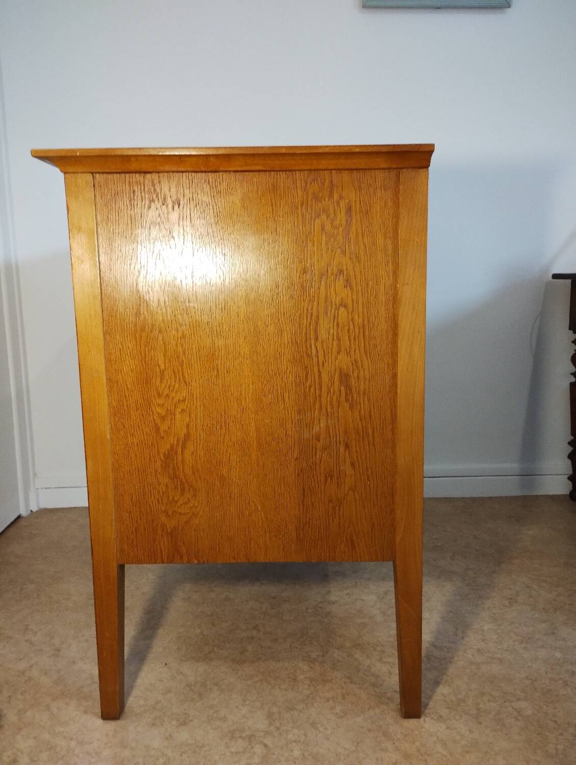Vintage chest of drawers