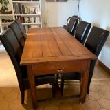 Farm table