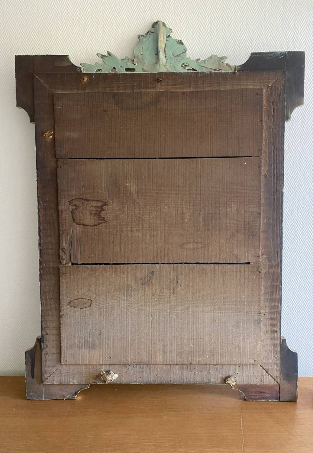 Large gilded patinated Louis XV mirror