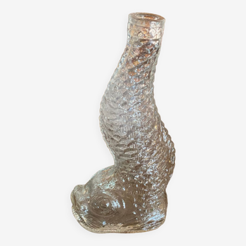 Bouteille poisson en verre moulé