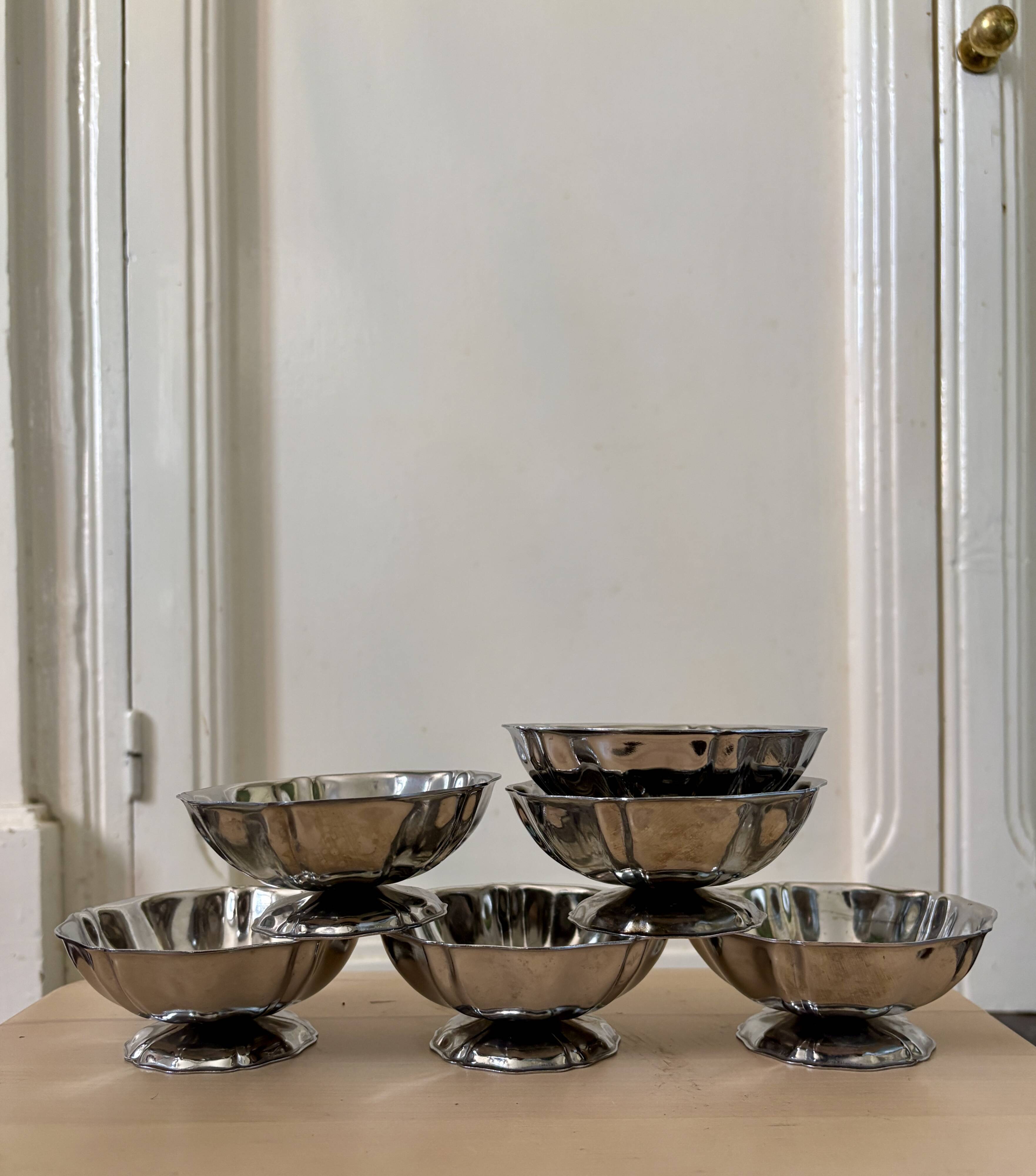 Set of 6 vintage stainless steel cups