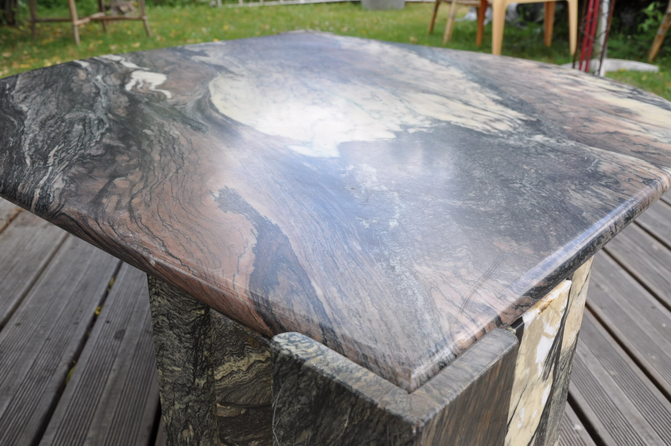 Table basse en marbre des années 70