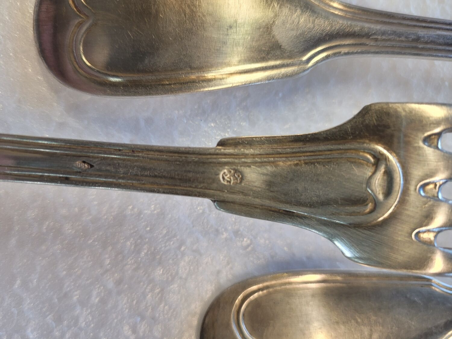 Silver metal housewife 6 spoons, 6 forks
