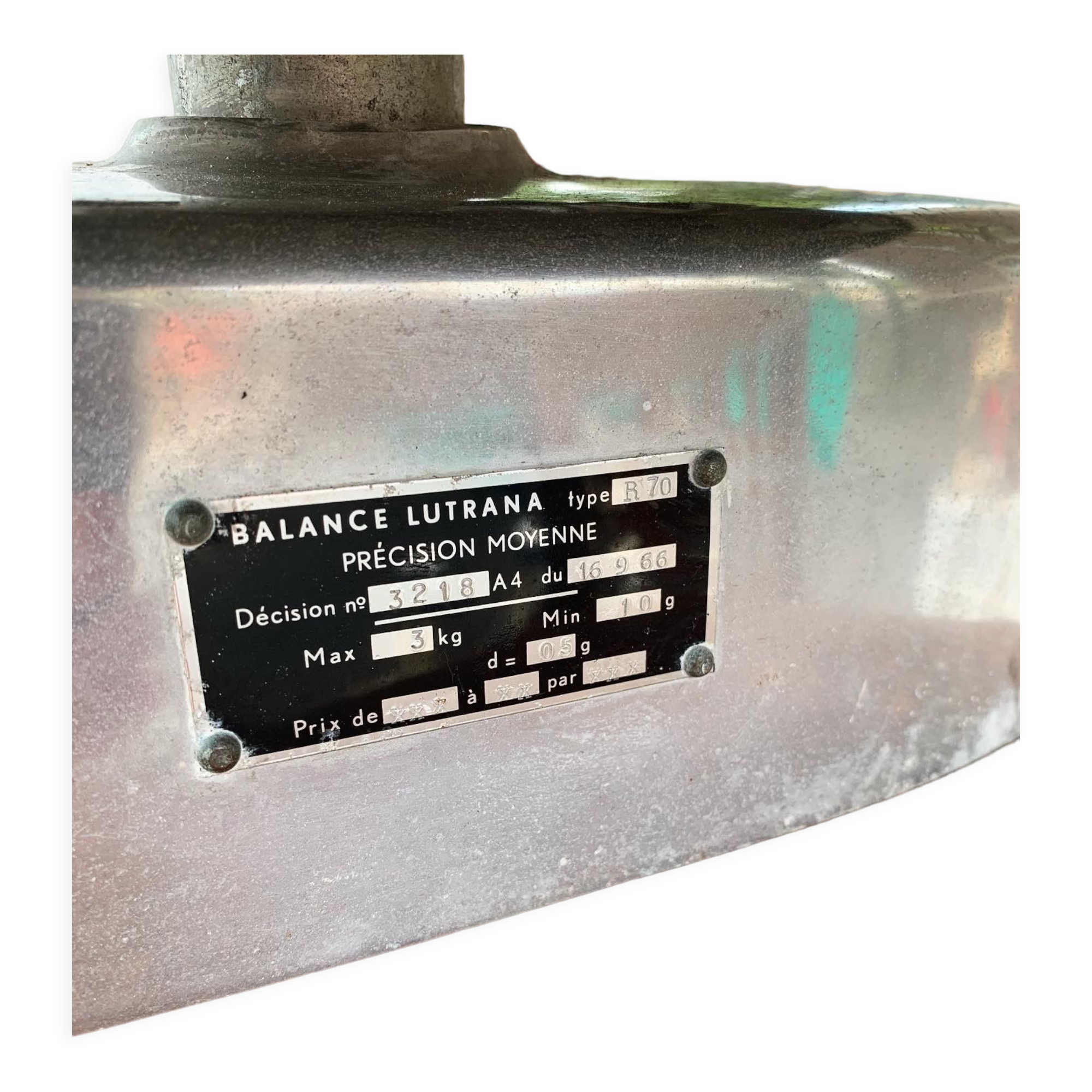 Lutrana grocer's scale