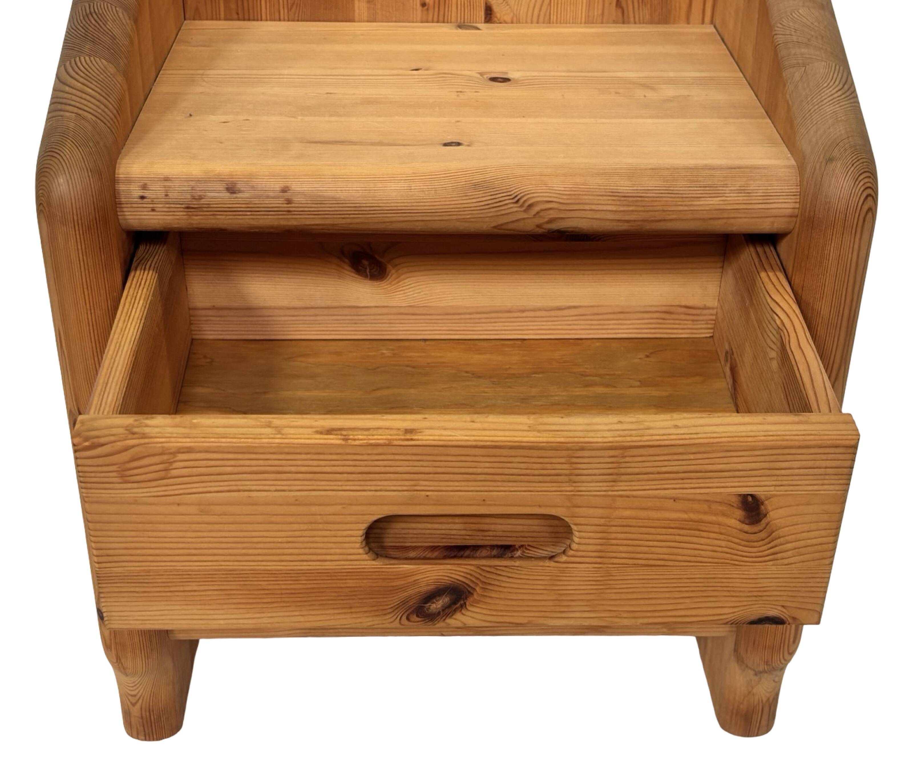 Vintage set of two pine wood bedside tables