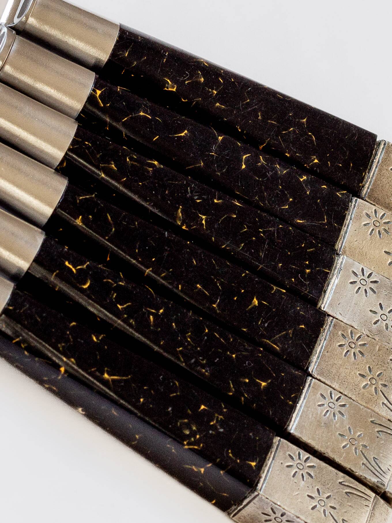 Set of six dessert or cheese knives – Maison Henri Lamouroux