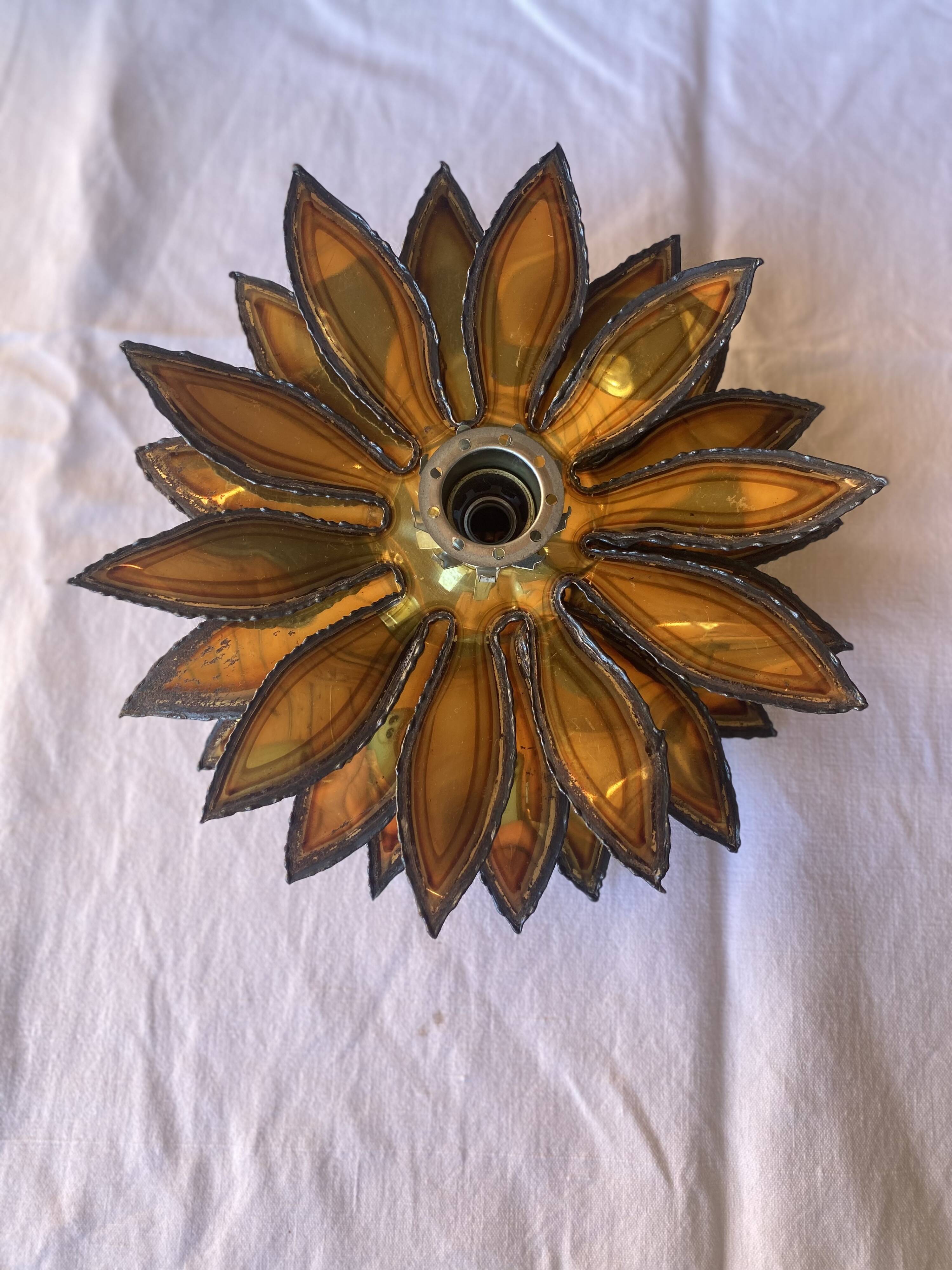 Applique murale fleur metal doré vintage