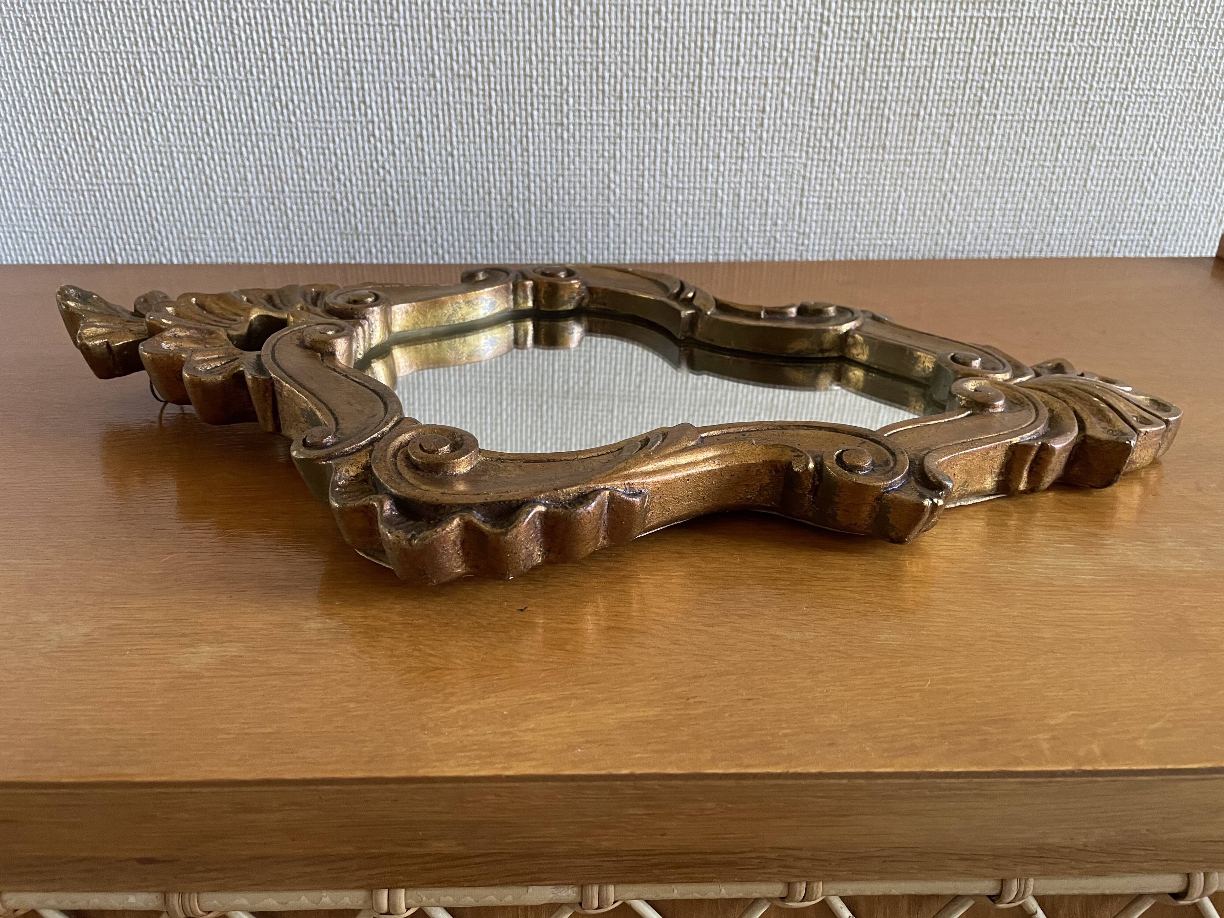 Golden mirror 28x44cm