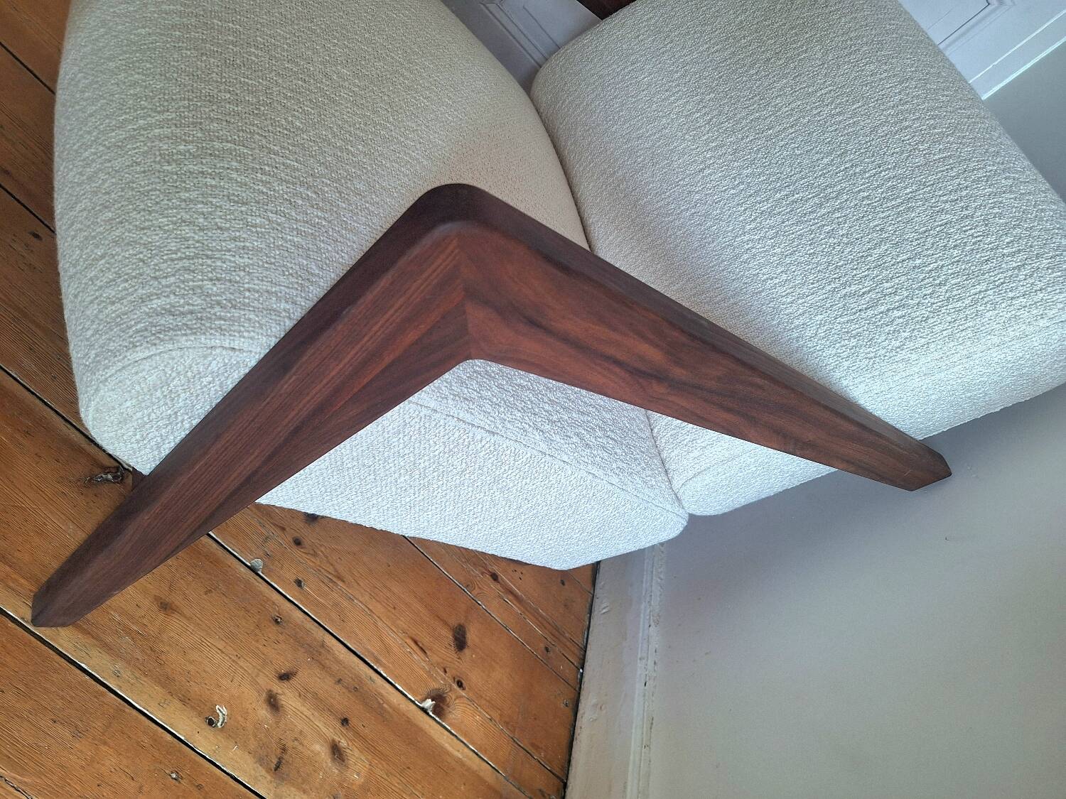 Izag ampm armchair, solid walnut and ecru-colored bouclette, designer seat
