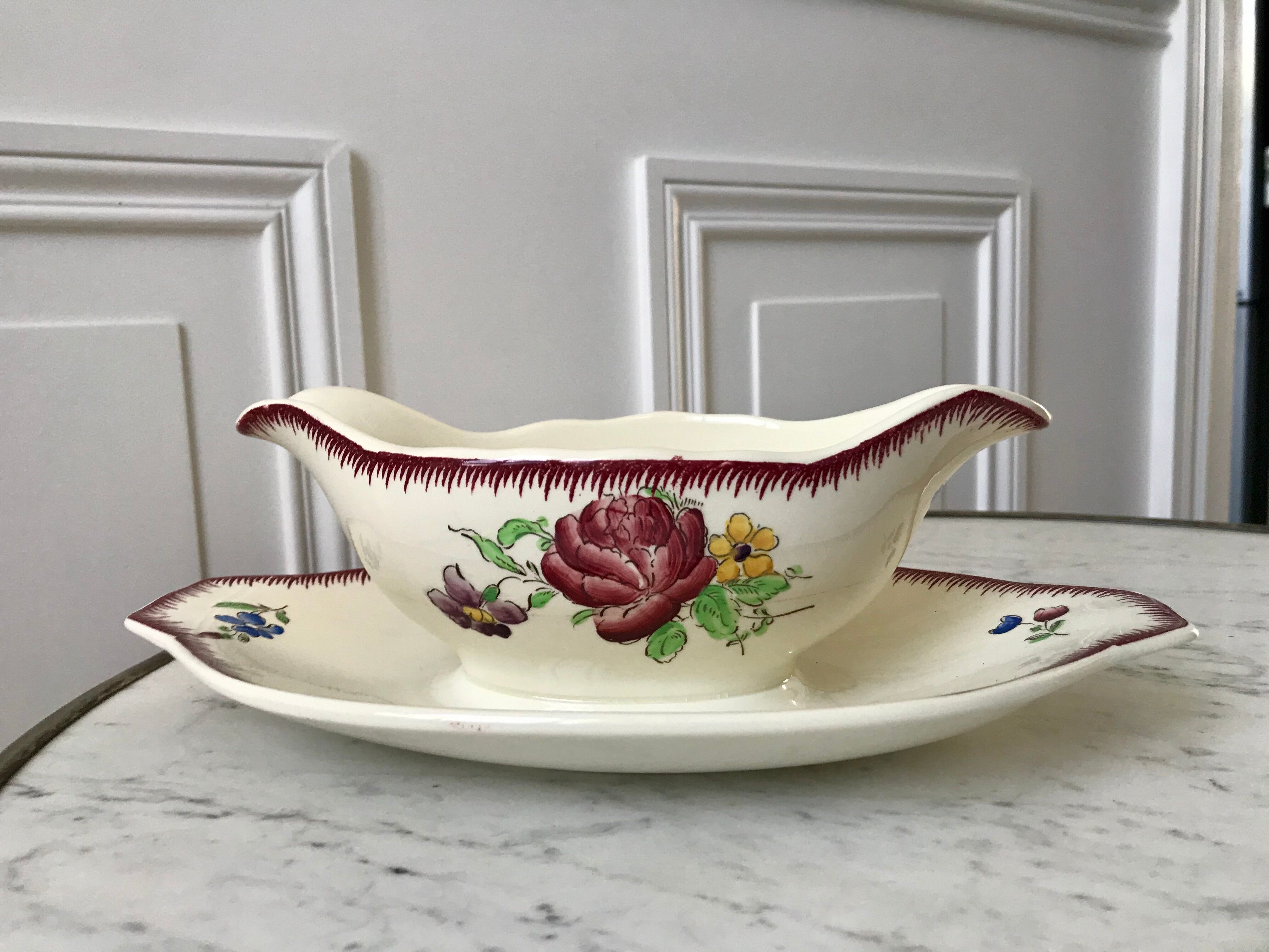 Saucière Villeroy & Boch La Louvière Belgian manufacture in Iron Earth early twentieth century