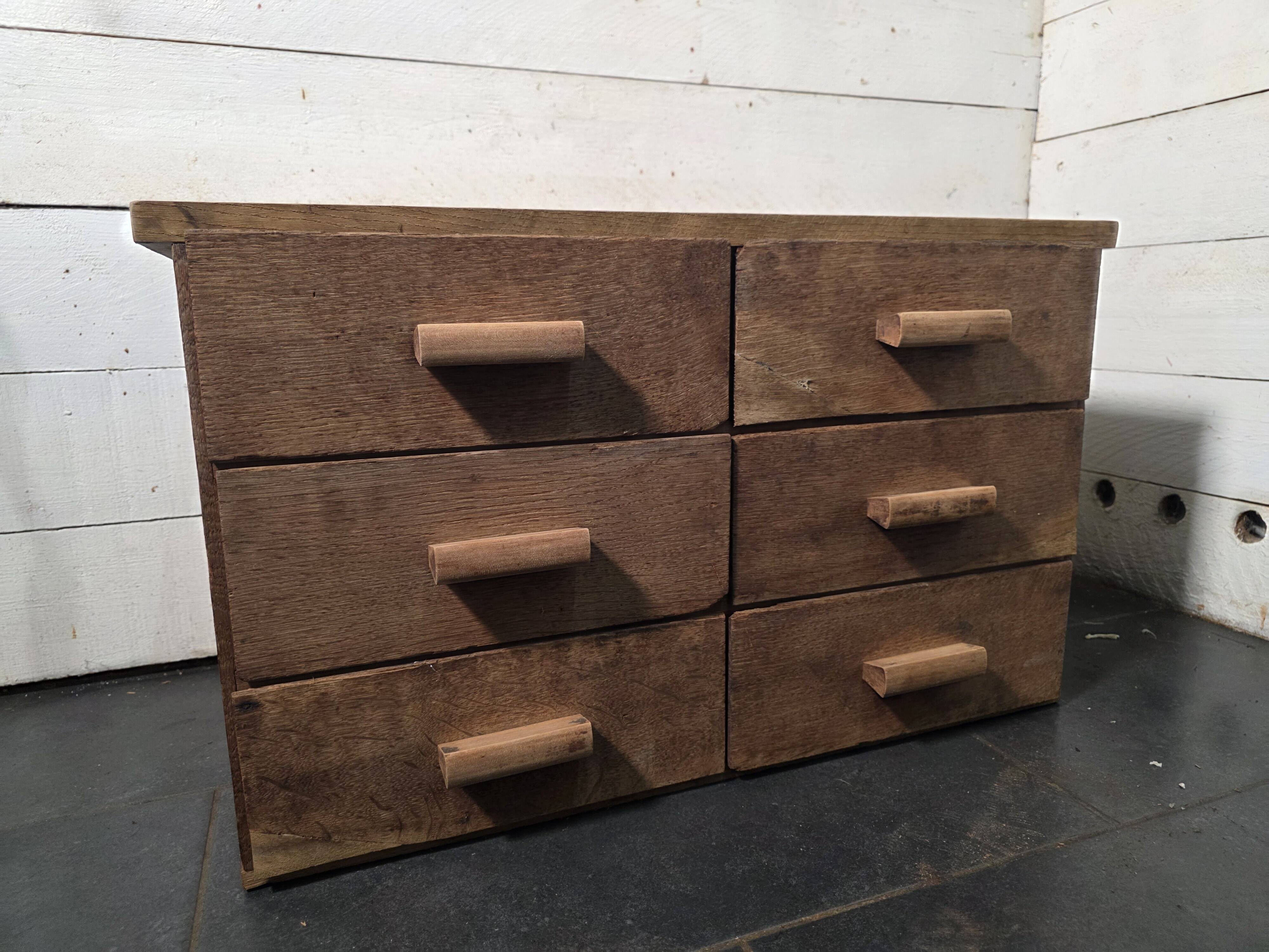 Antique workshop furniture with 6 drawers
