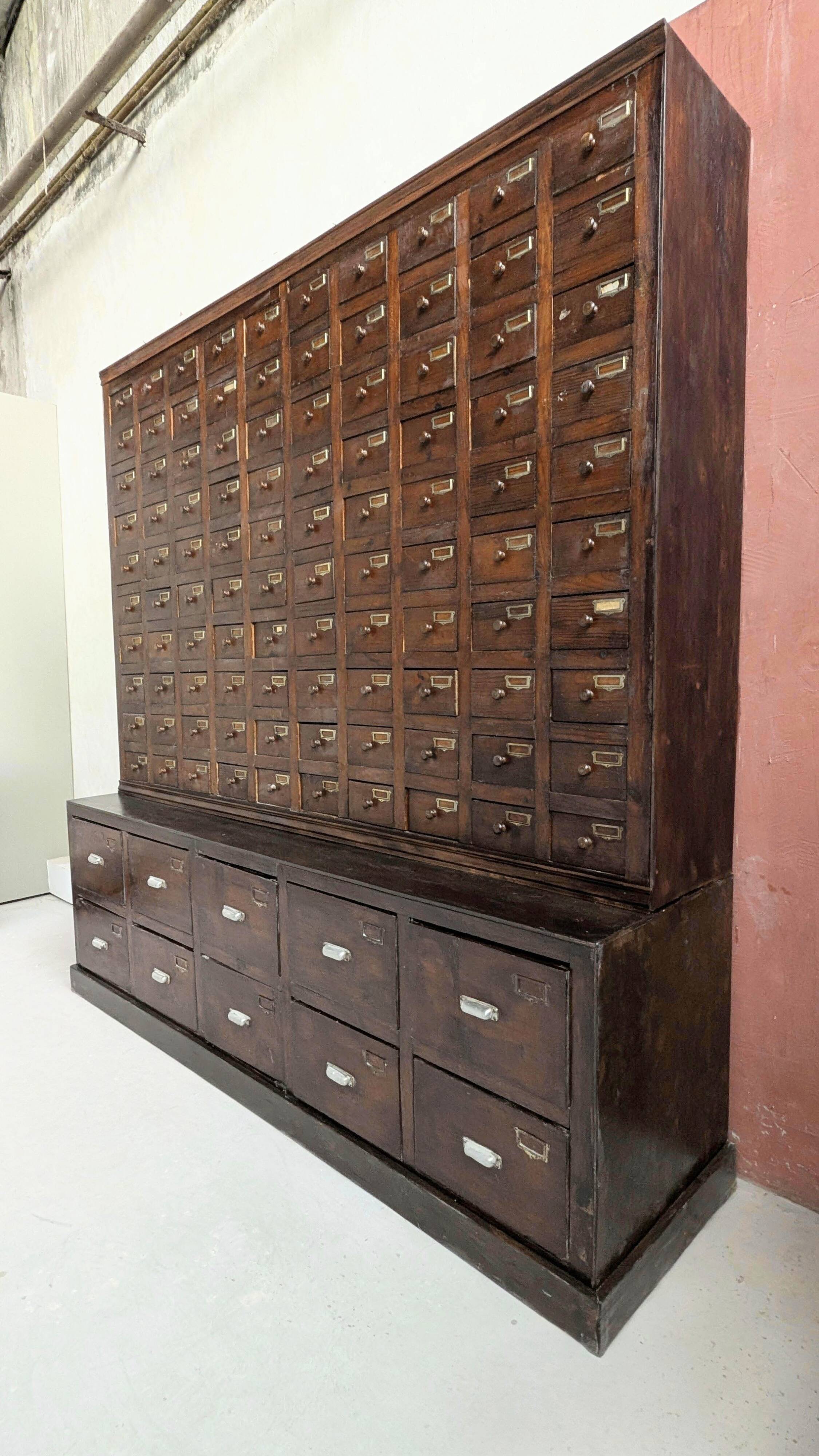 Grainetier, antique trade furniture