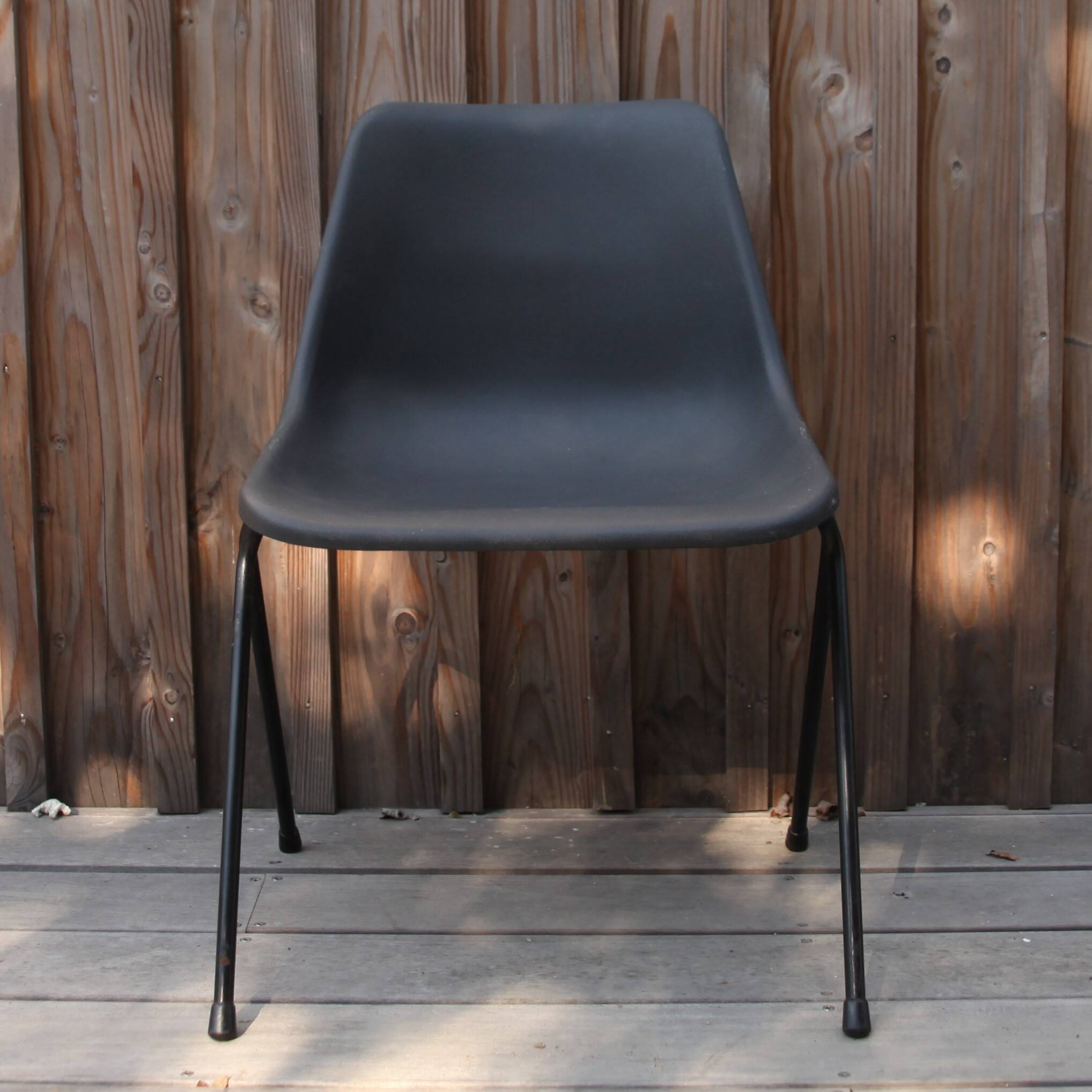 5 grey-blue plastic chairs by Robin Day for Hille