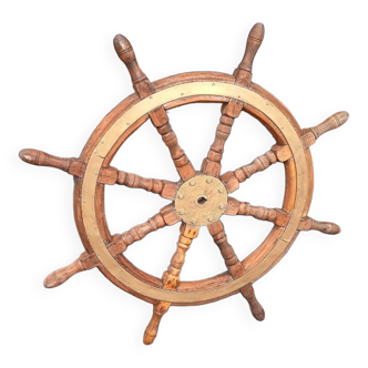 Wooden wheel bar