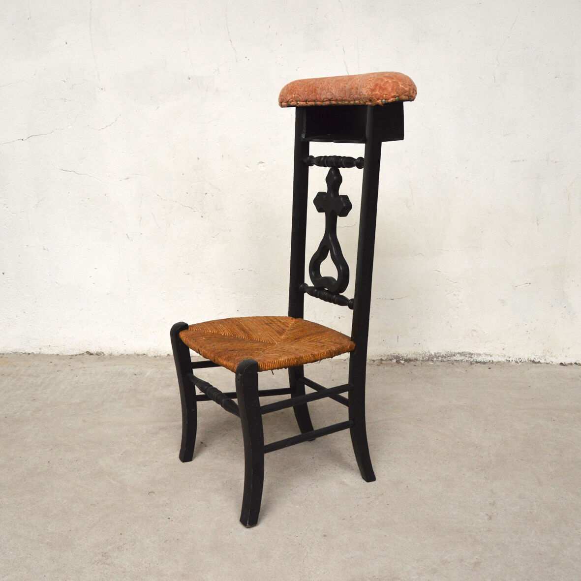 Old prie-dieu chair