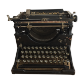 Underwood typewriter years 1930