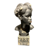 Sculpture d'une femme noire en plâtre