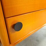 Teak ladekast met zwarte metalen grepen, tv meubel