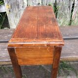 Malle en bois sur pied vintage