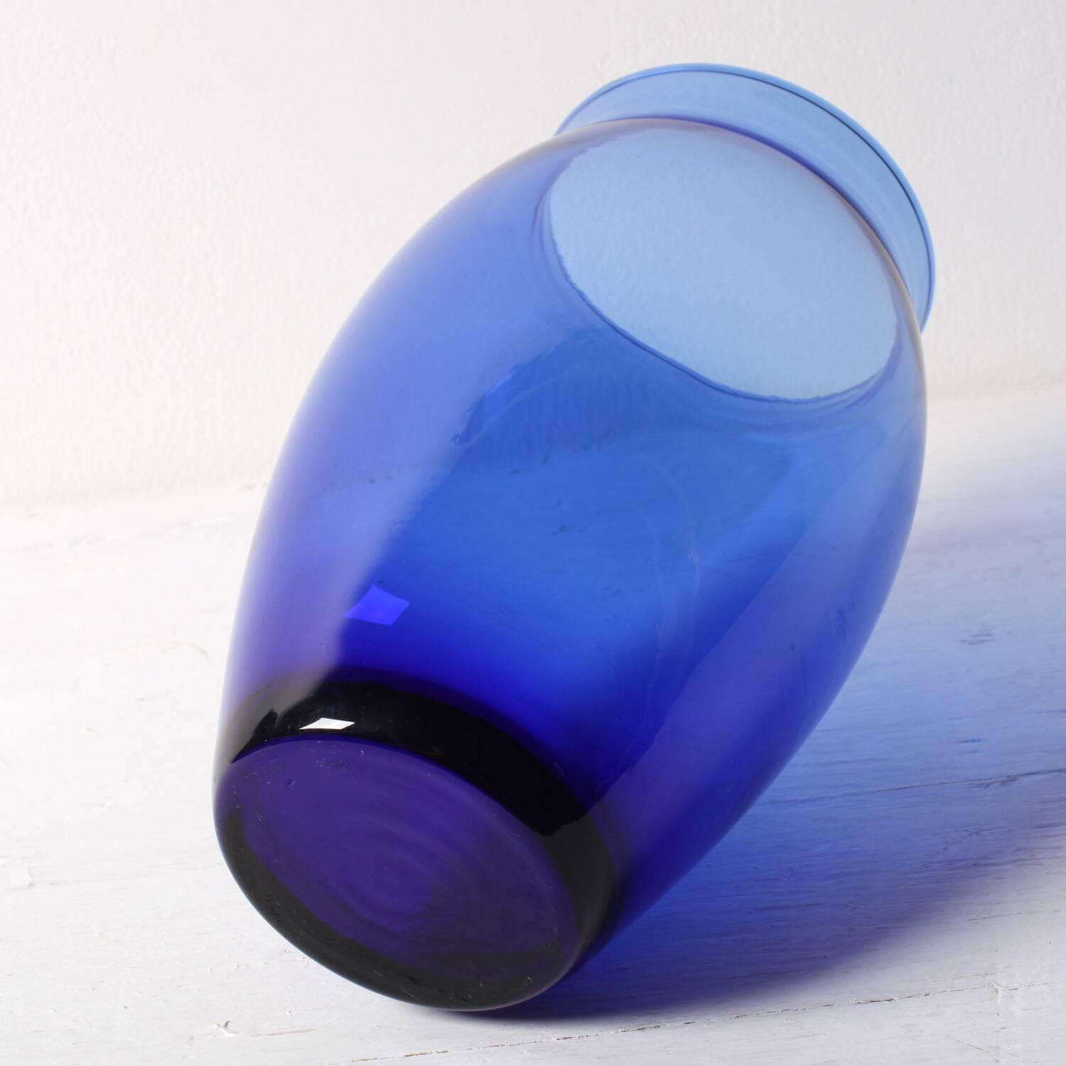 Cobalt Blue Vintage Glass Vase / Mid-century Home Decor / Italy / 1970s