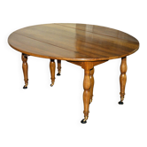 Magnificent 19th century walnut dining table