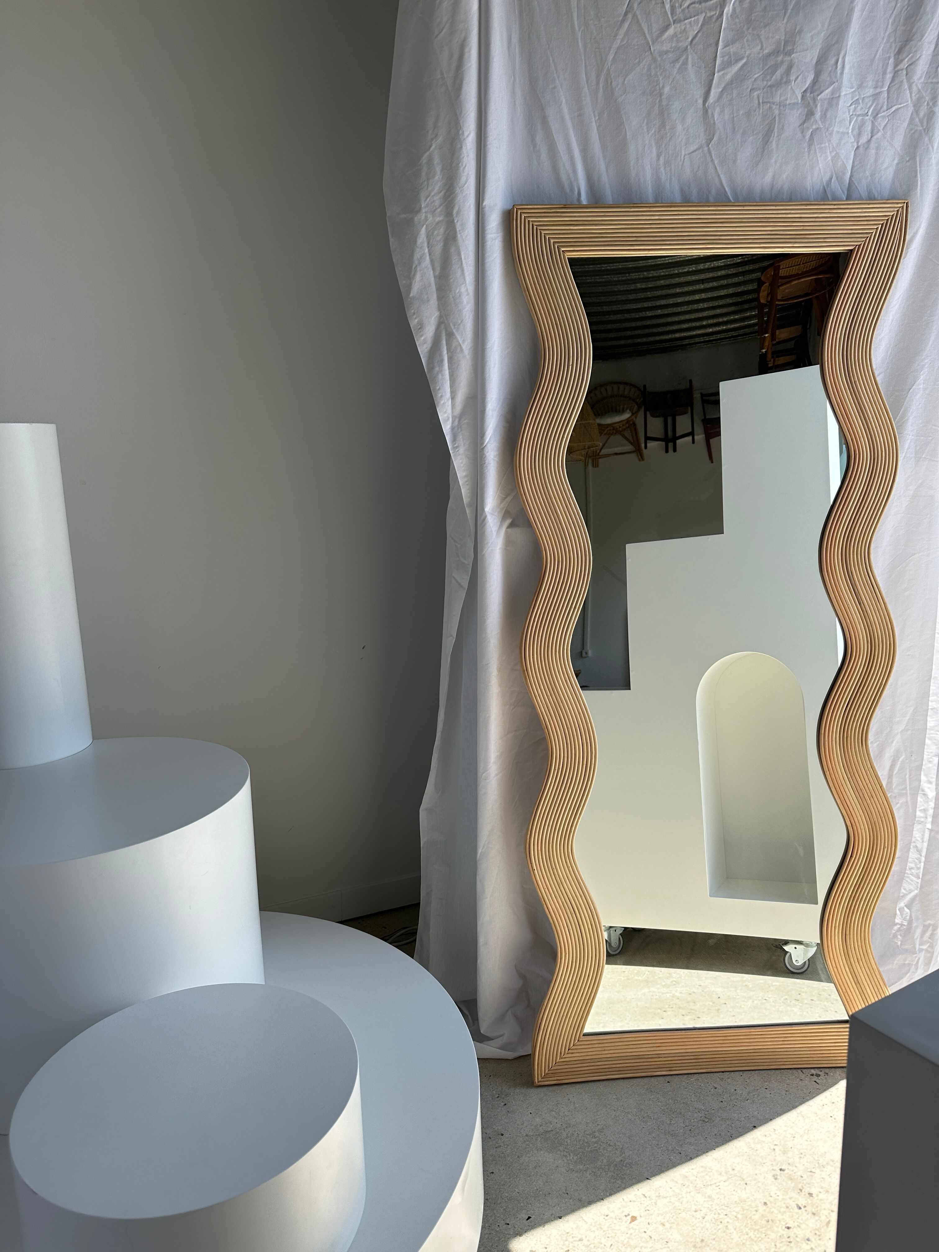 Zigzag rattan foot mirror H:182cm