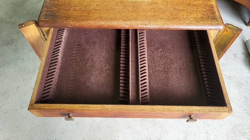 Meuble menagere art deco en chene