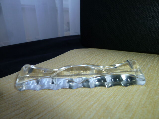 Box of 12 crystal knife holders Triangular shape