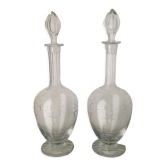 Paire de carafes en cristal vintage