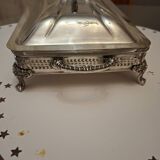 Covered dish
