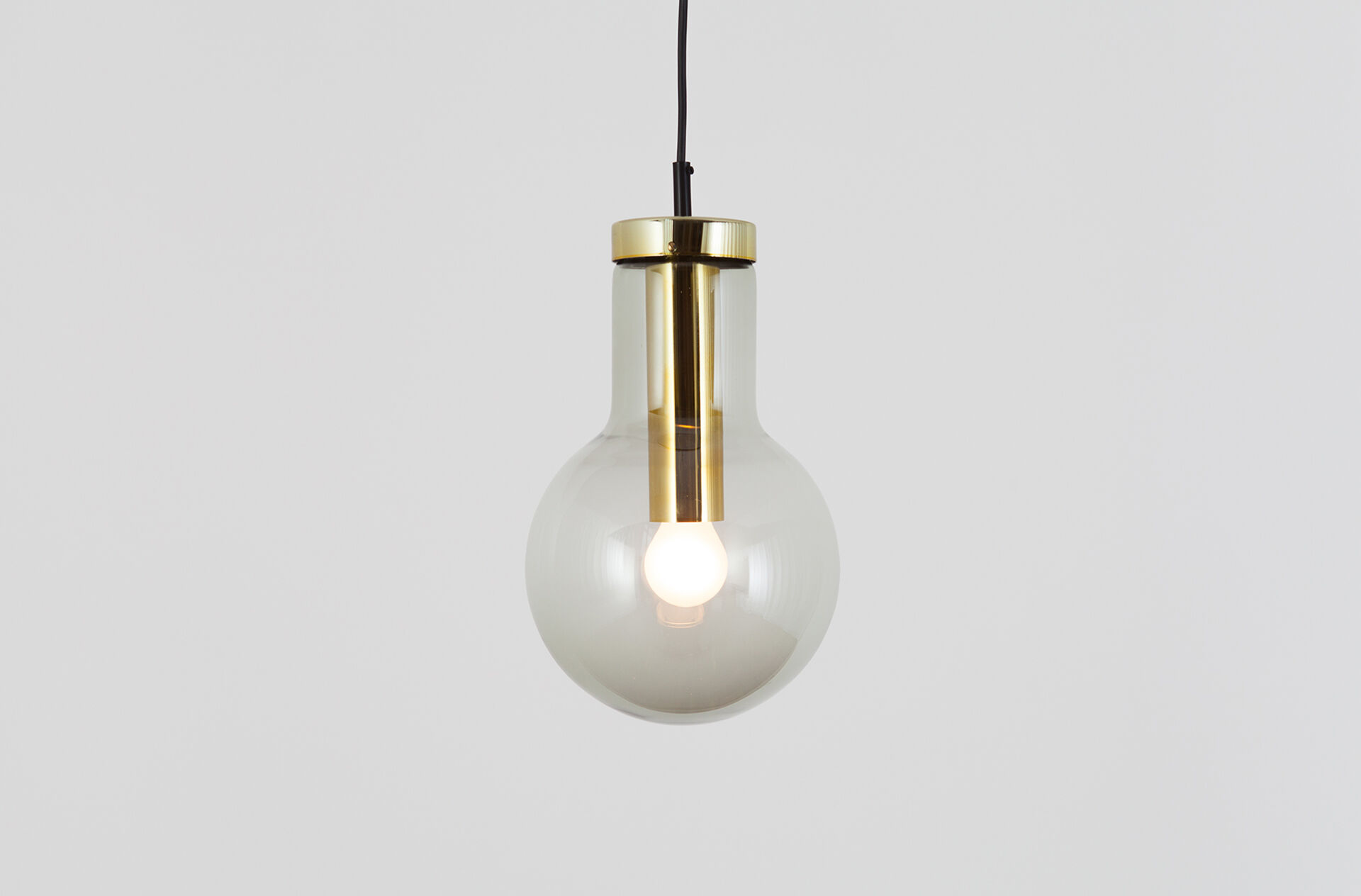 Medium "Maxi Bulb" by Raak