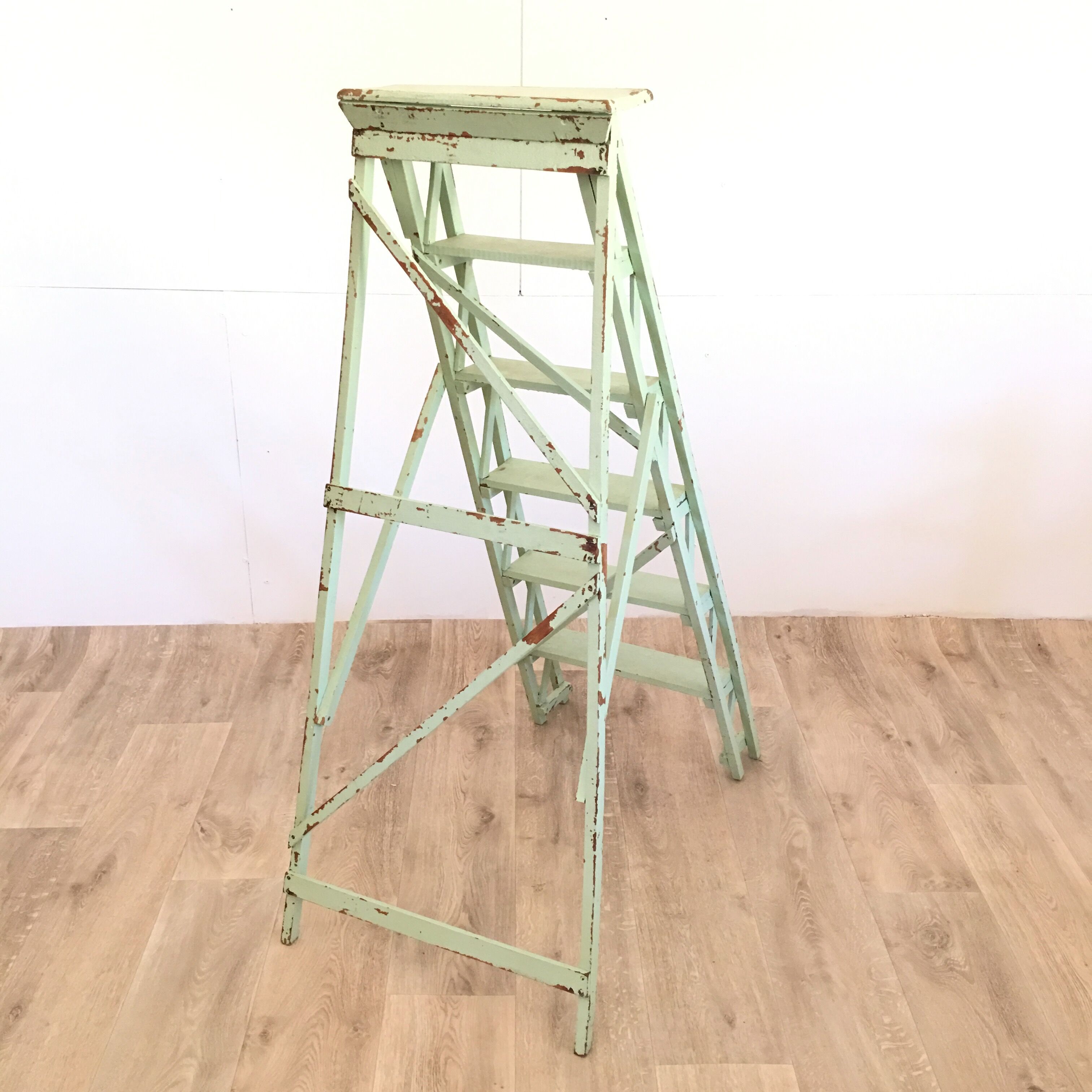 Former mint wooden stepladder