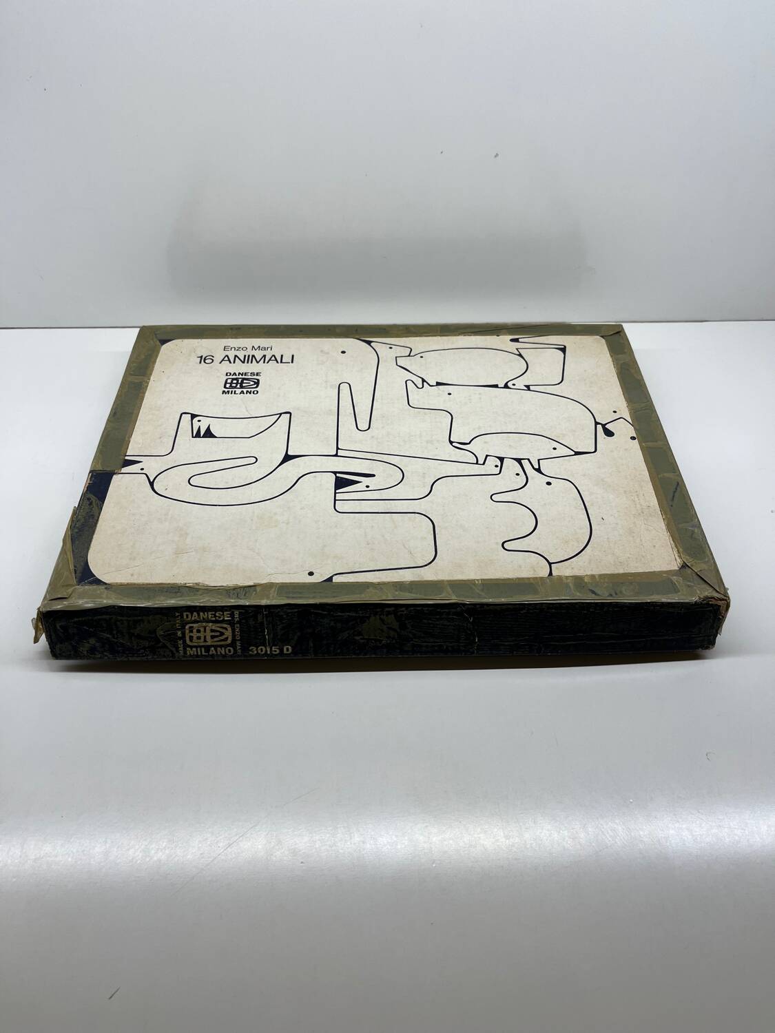 Enzo Mari – 16 Animals Danese Milano edition – missing 1 piece.