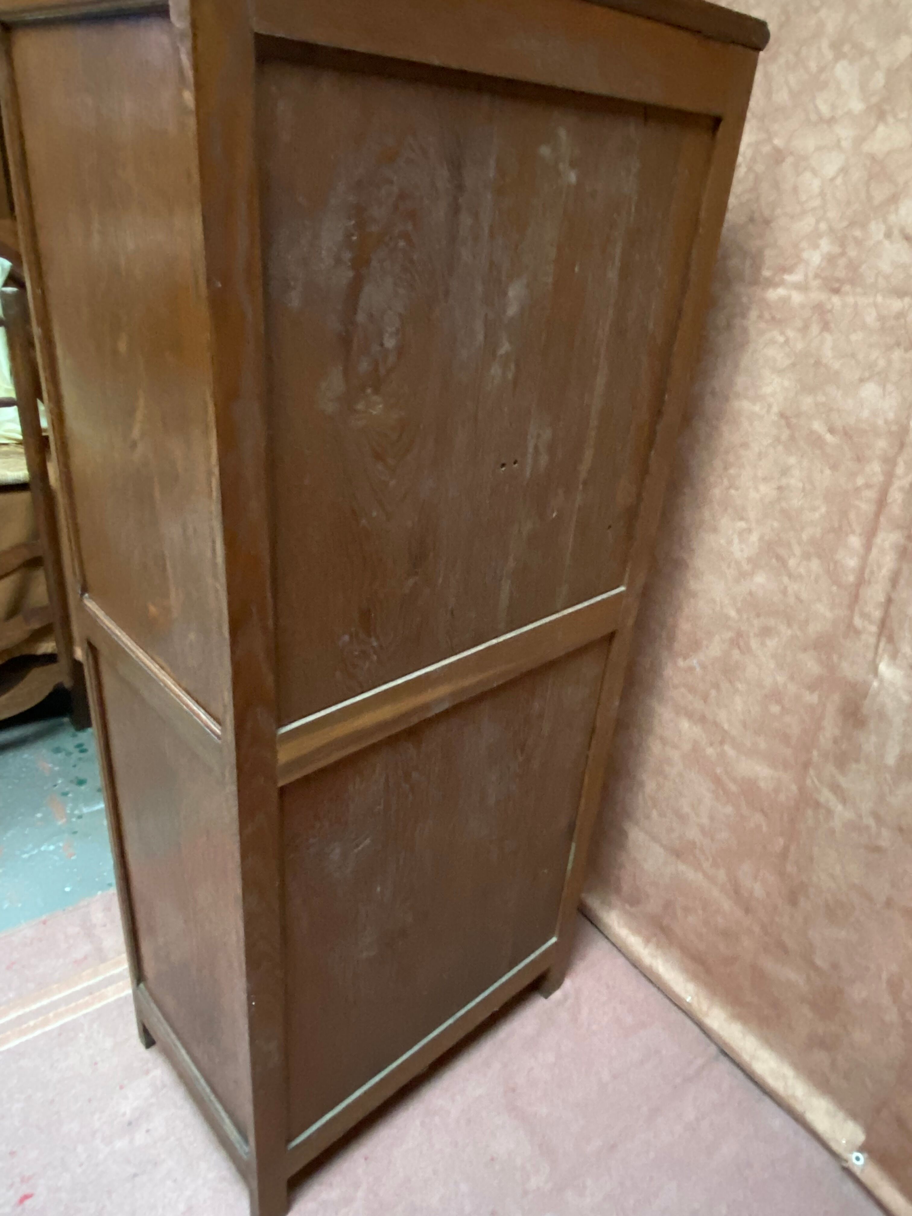 Small Parisian wardrobe