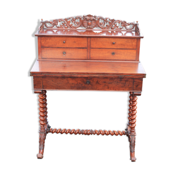 Bureau à gradins