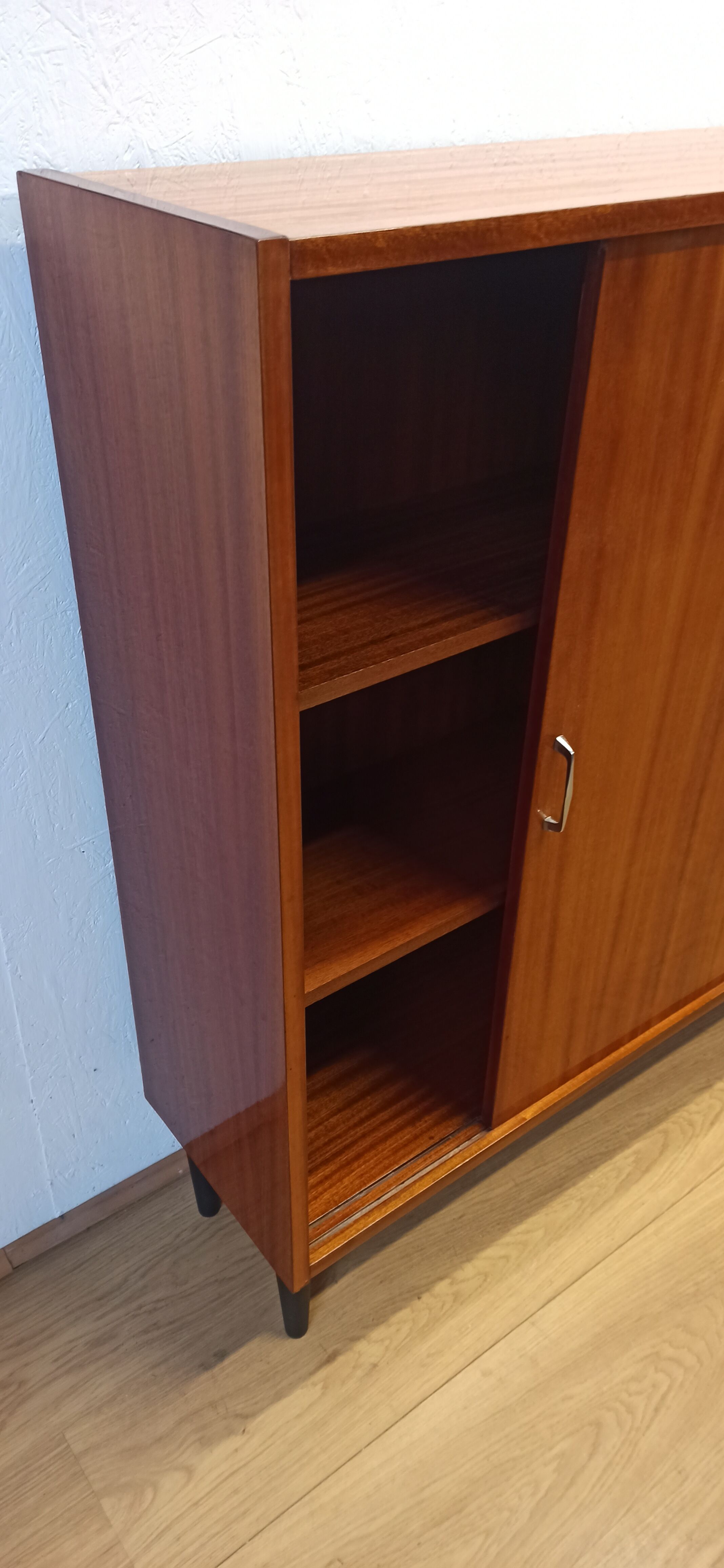 Buffet moderniste, des années 1970