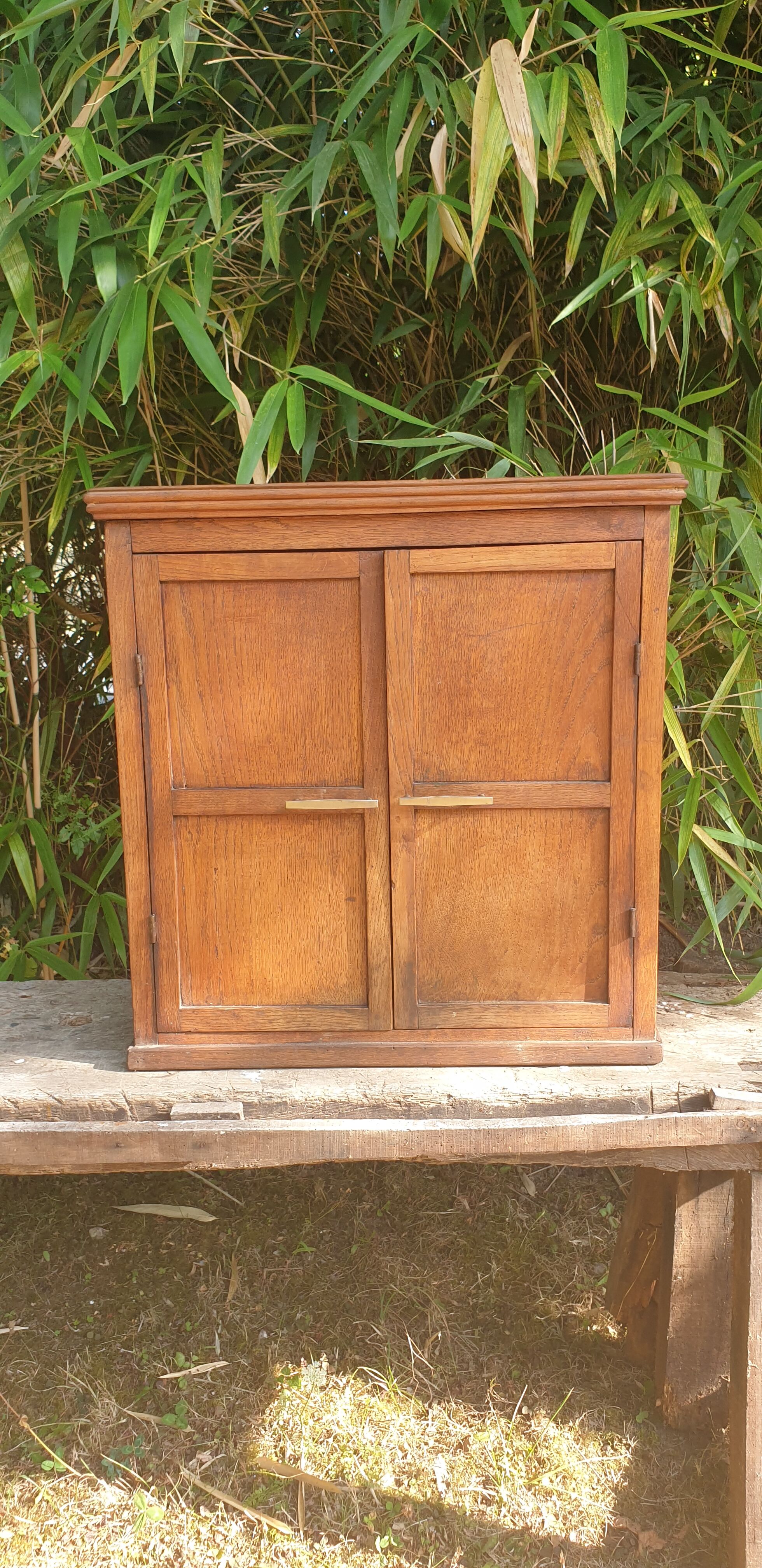 Oak wall cabinet