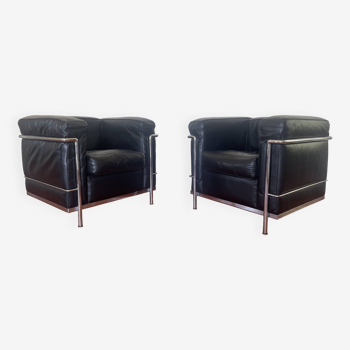 Paire de fauteuils LC2 Perriand Jeanneret Le Cobusier édition Cassina