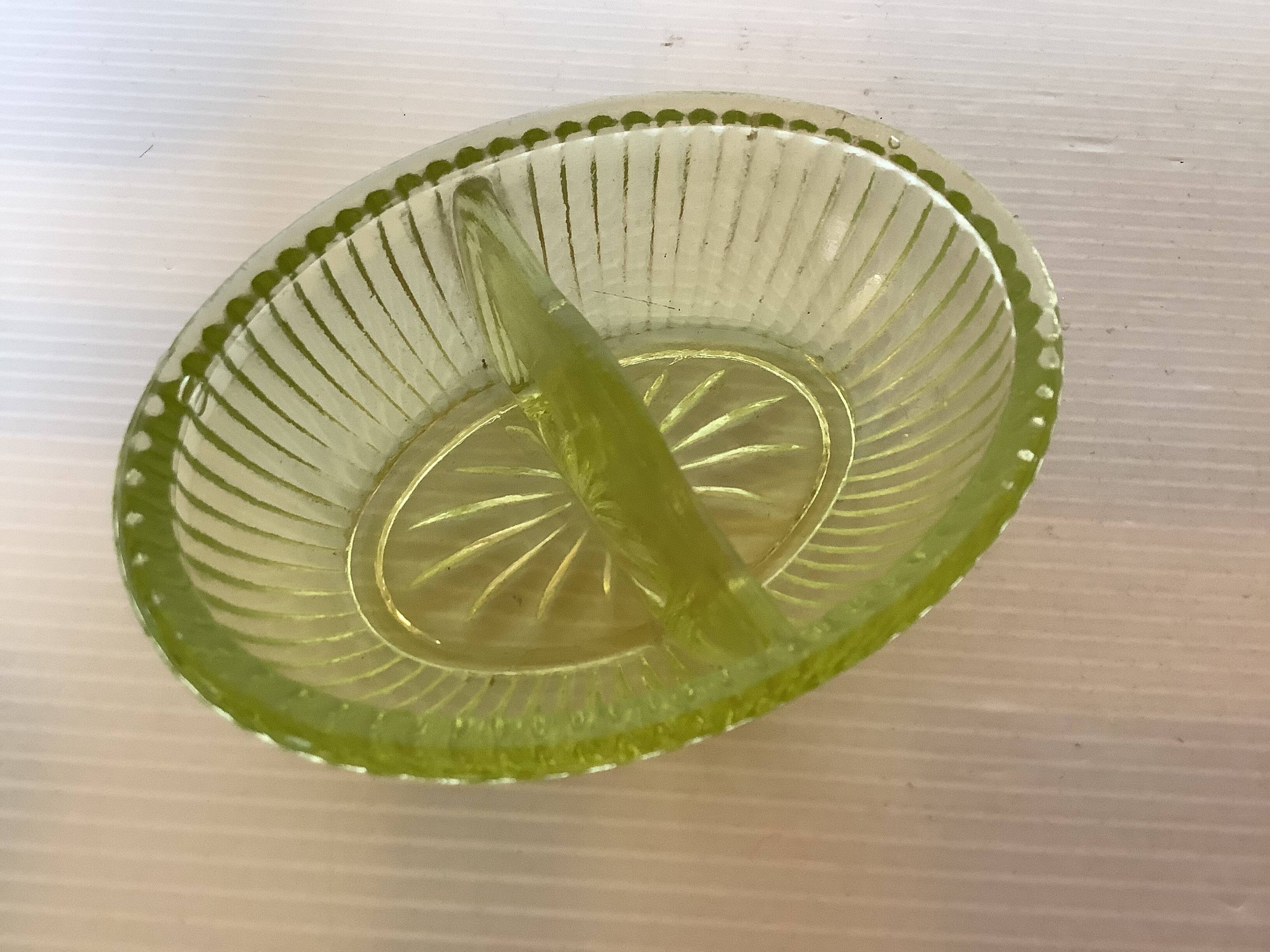 Old uraline salt and pepper shaker