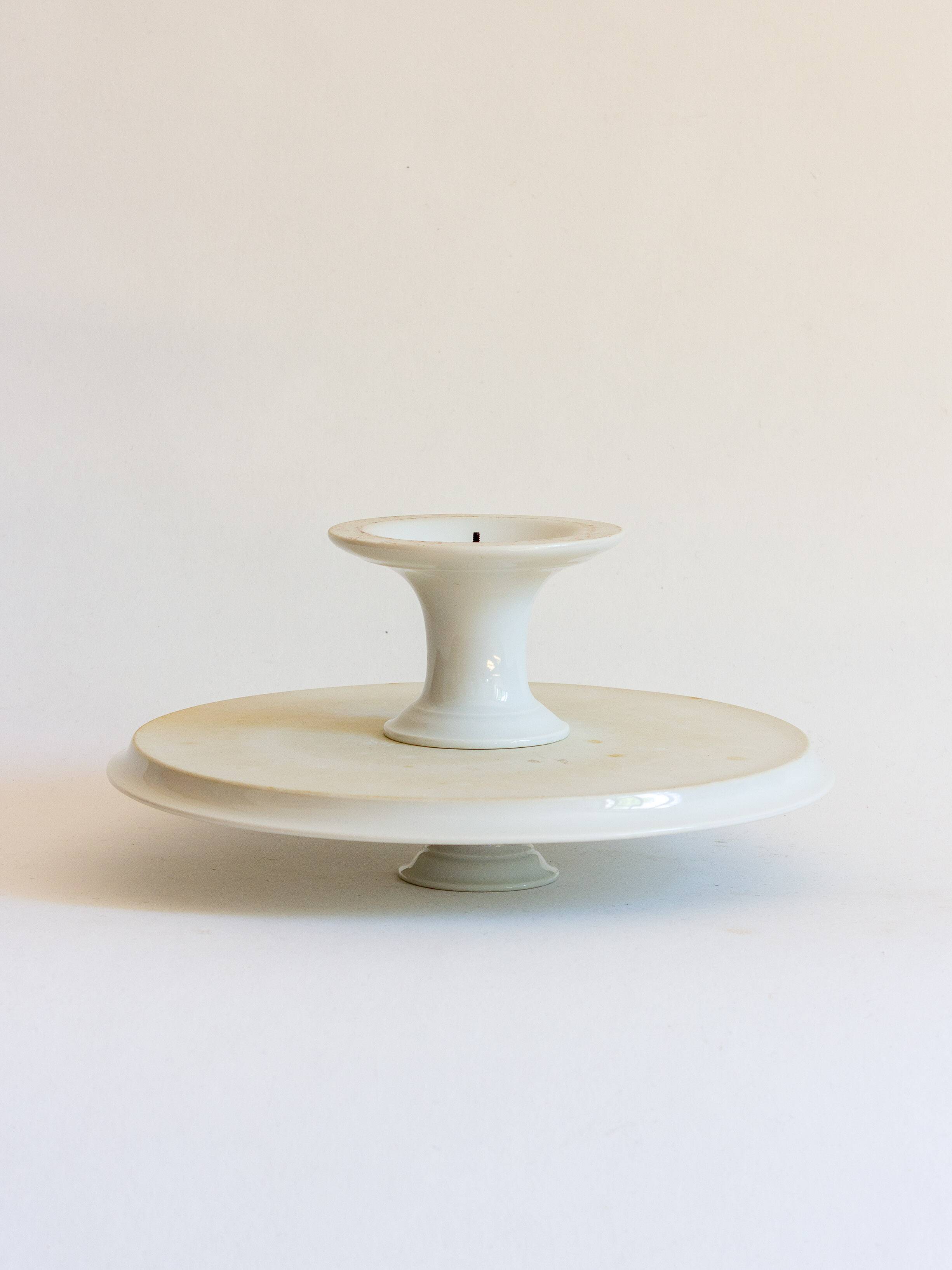 Servant, Cup on foot, White ceramic display stand, Paris, 19th century.
