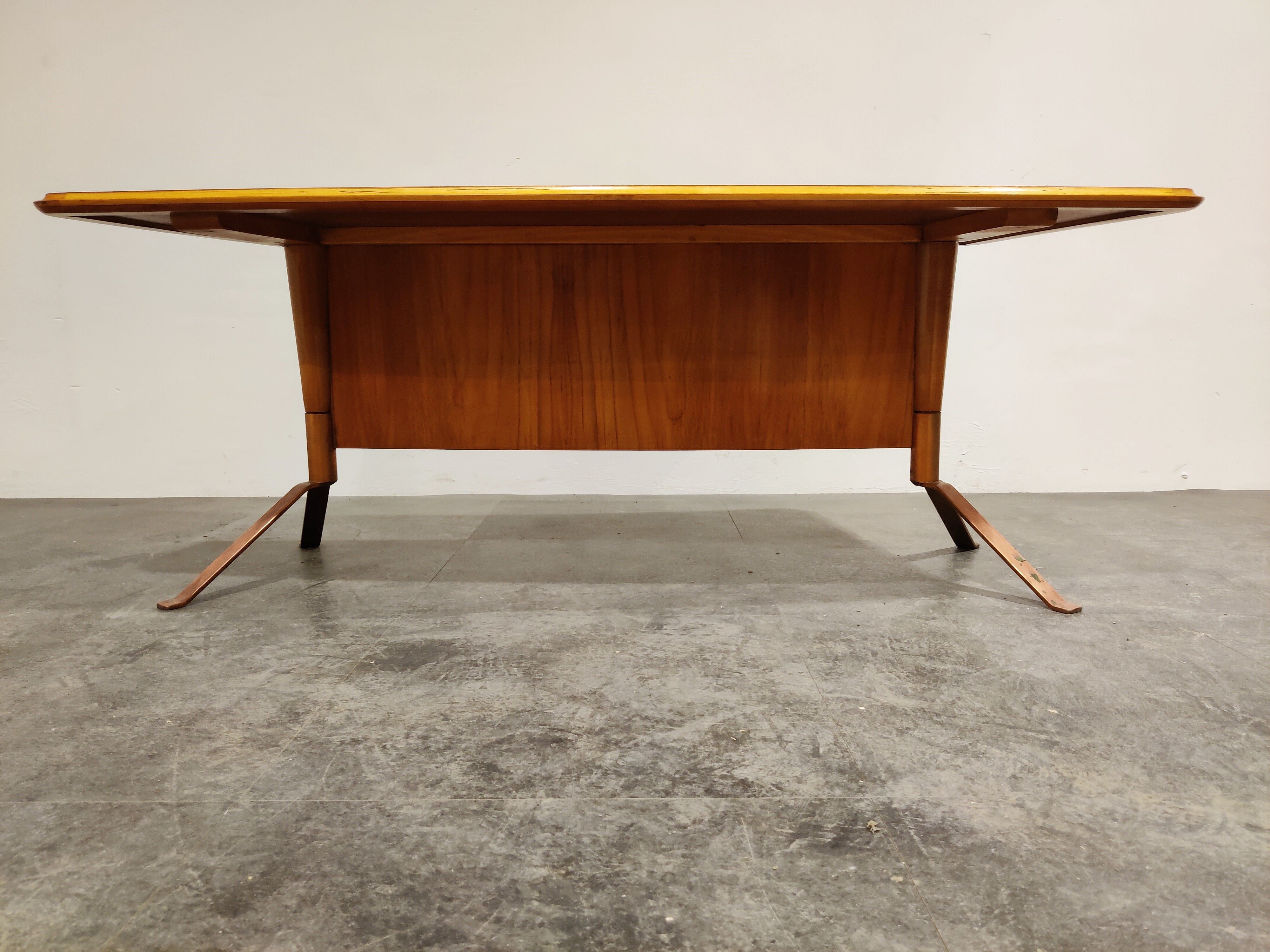 Mid century curved coffee table, 1960s