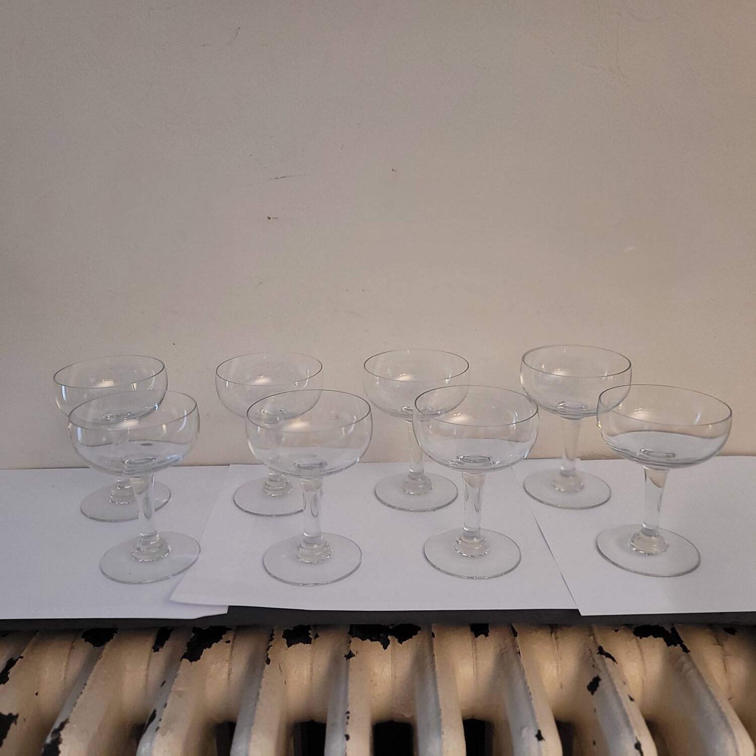 vintage champagne glasses from the 1950s-60s