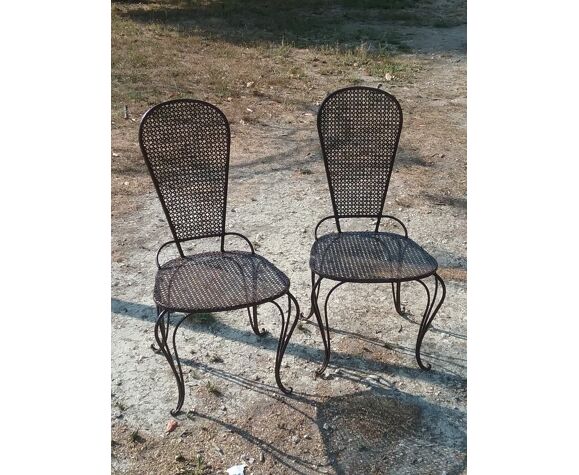 Paire de chaises basses en fer forgé