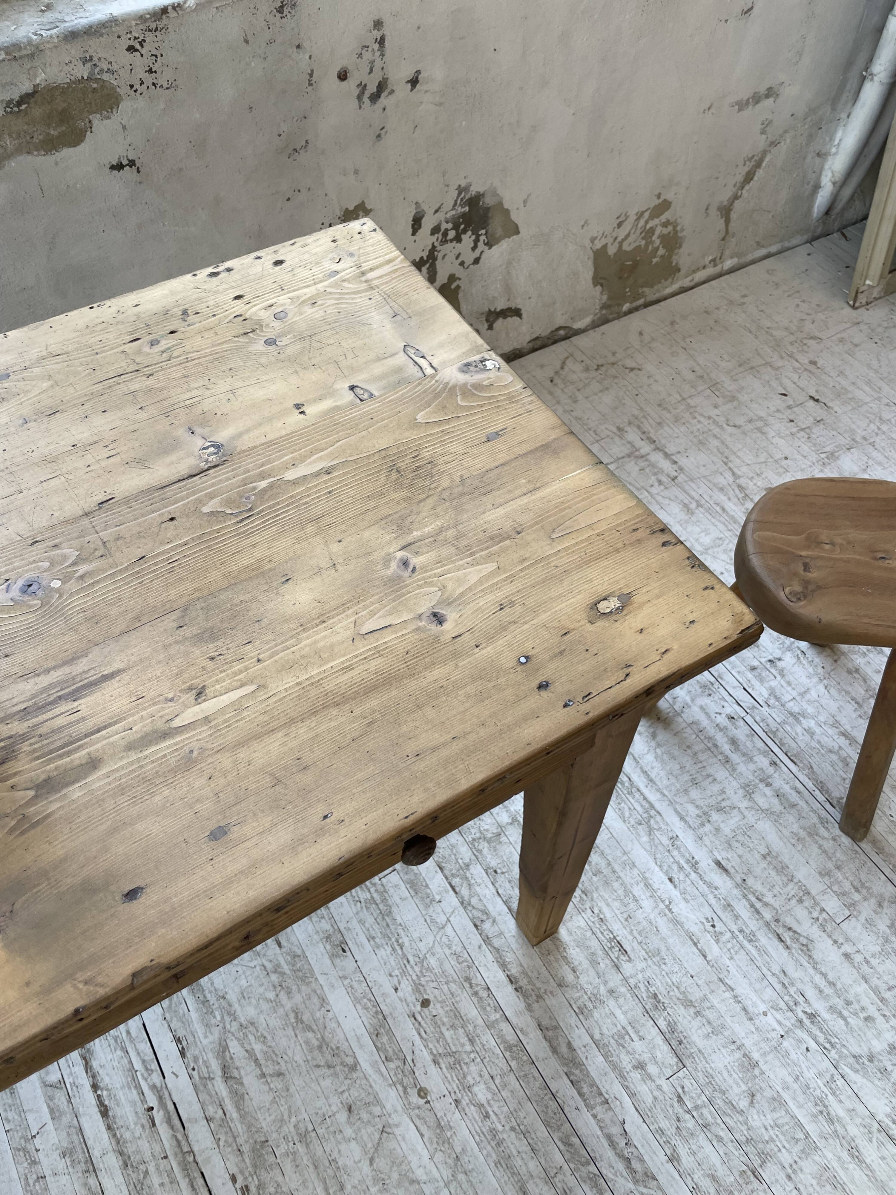 Farmhouse table pine multi-drawers