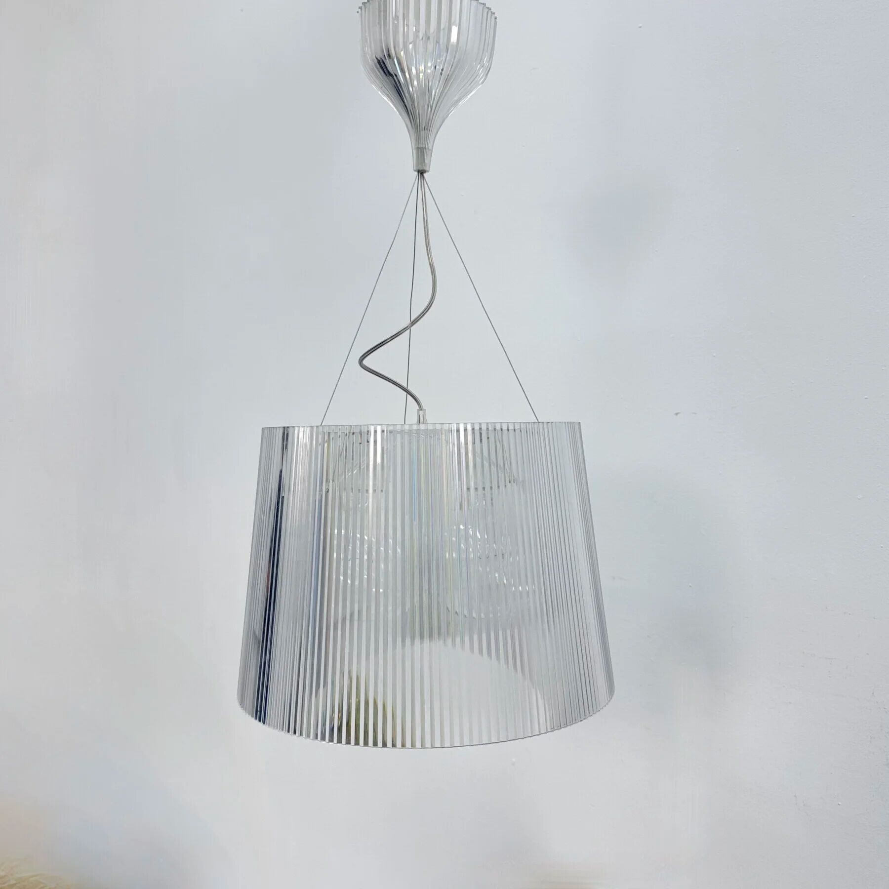 Lampe suspendue Kartell Gé en plexiglas Ferruccio Laviani