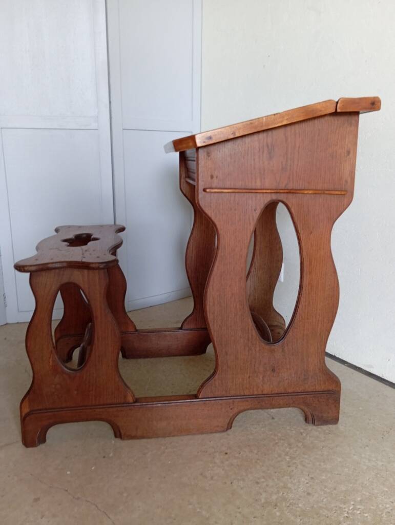 1900s oak desk with interior paint