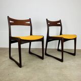 Pair of Danish Scandinavian chairs in rosewood, 1960s.