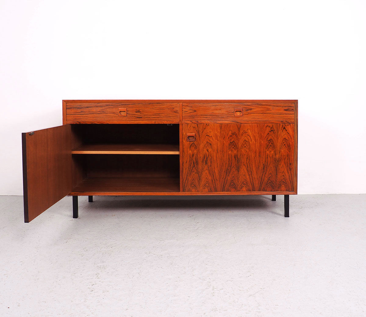 Brouer Danish design rosewood sideboard, 1960s